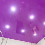 Reflexná fialová fólia s bodovými LED svetlami_18