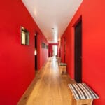 Saténový strop v prevedení matná biela s bodovým LED osvetlením