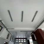 Matná biela fólia s trubicovými LED svietidlami